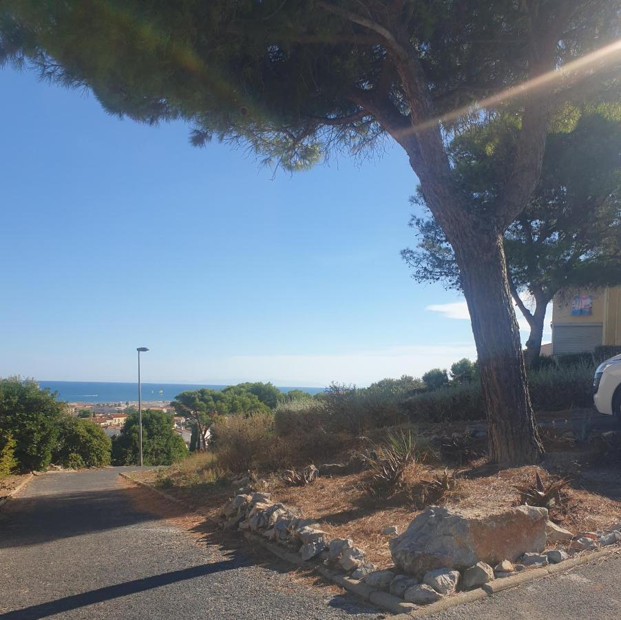 T2 Vue Mer Avec Parking Prive Saint-Pierre-la-Mer  외부 사진